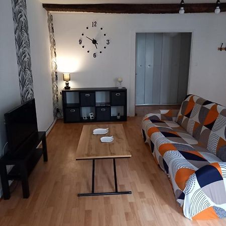 La P'Tite Etape Appartement Joinville Buitenkant foto